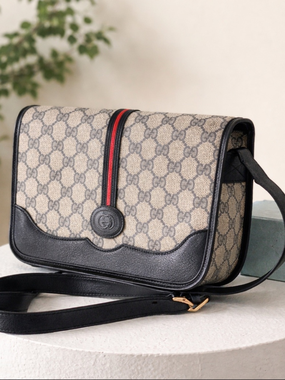 Gucci Sherry Line Signature Black and Grey Crossbody Bag.